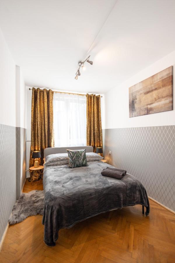 Clicktheflat Stawki Apart Rooms Warszawa Exteriör bild